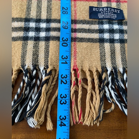 Authentic Vintage Burberry 100 % Cashmere Plaid Classic Nova Check Scarf - Picture 12 of 15